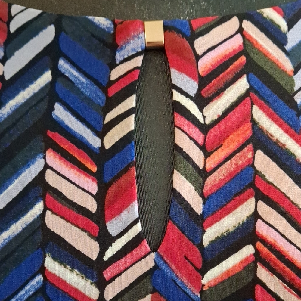 Chico's Vibrant Chevron Pattern Blouse - image 6